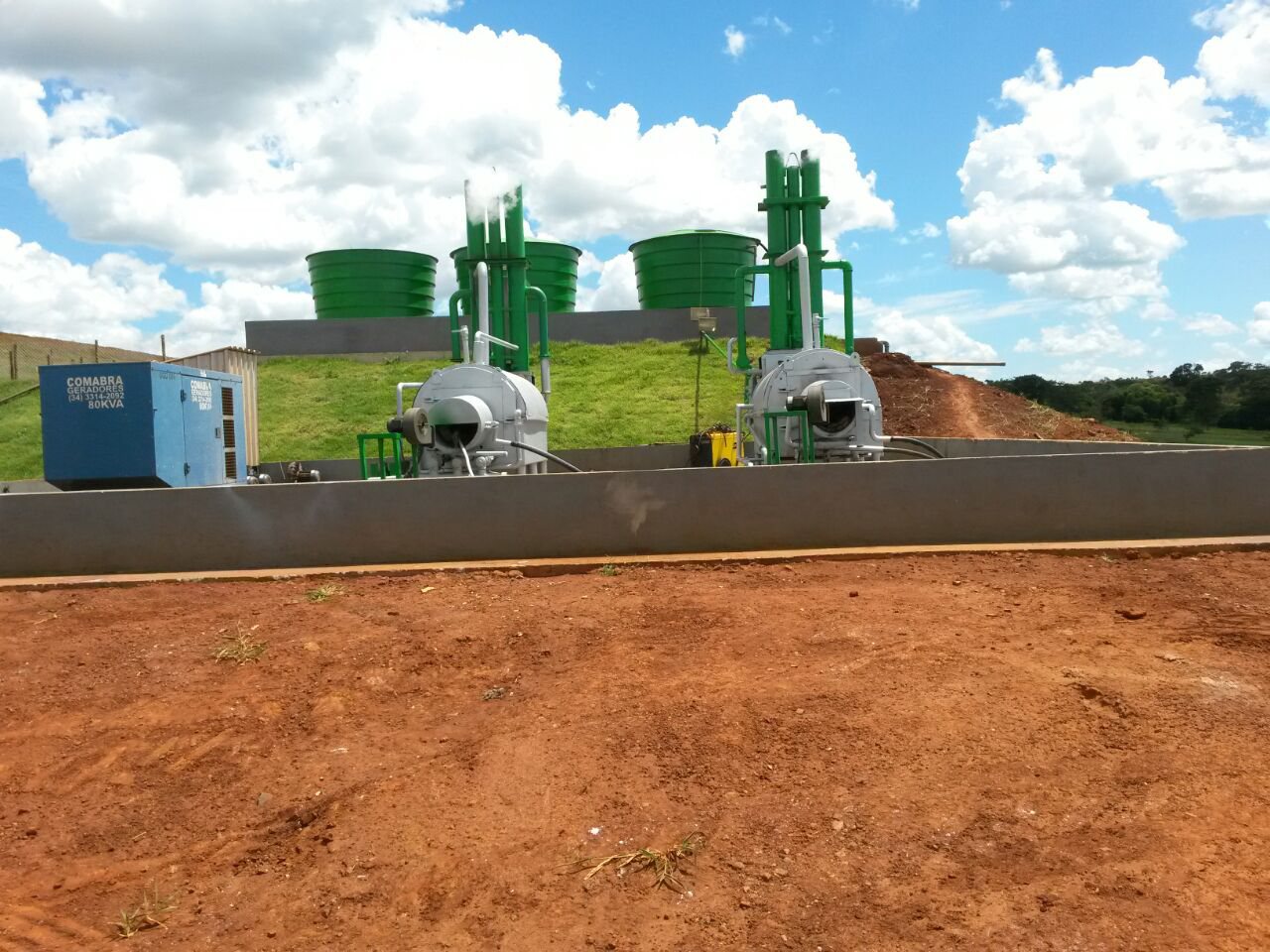 Imagem que mostra a vista frontal de um módulo de evaporação de chorume.